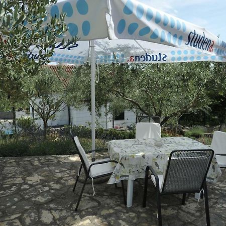 Apartman Branka Kornic Exterior photo